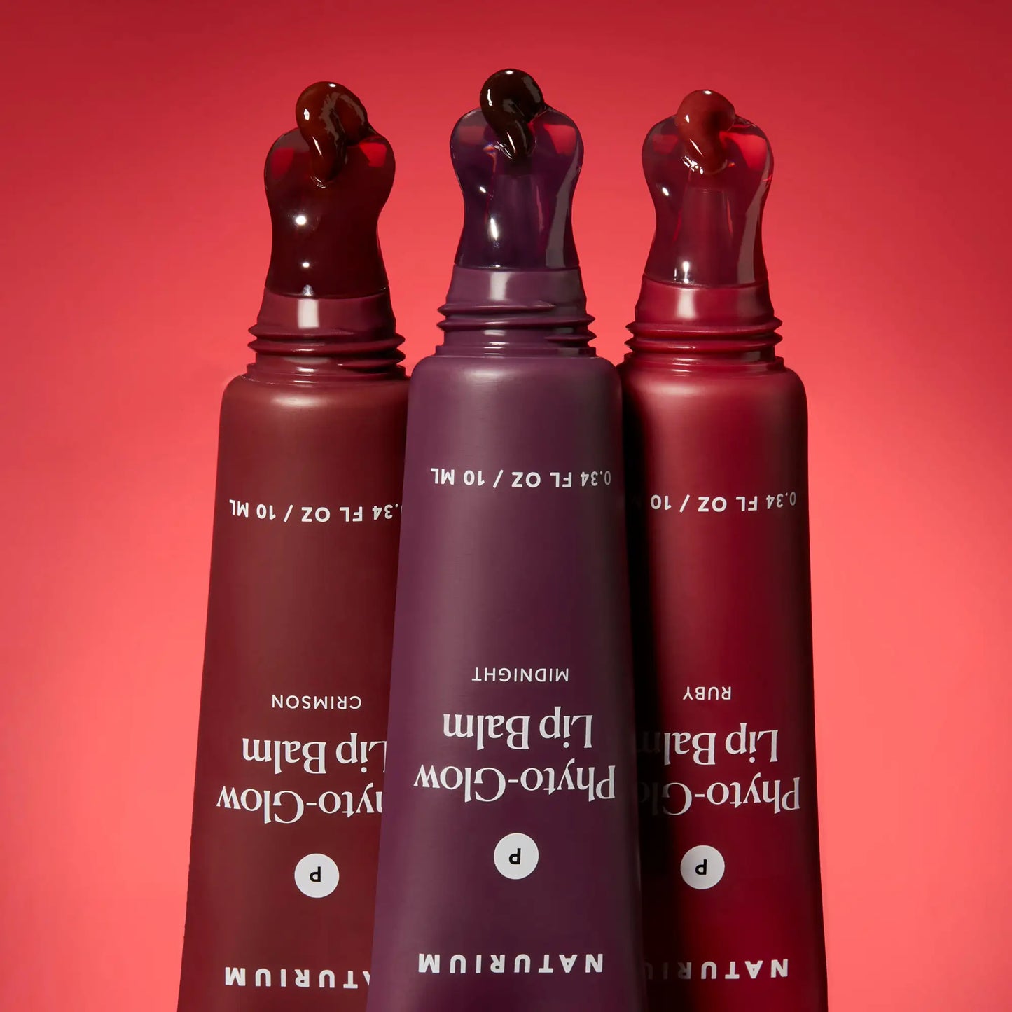 phyto-glow-lip-balm-crimson-h8 phytoglow-moody_6357-crop_1_e73a7054-8061-4f72-8a58-c0111f6fcffa.webp